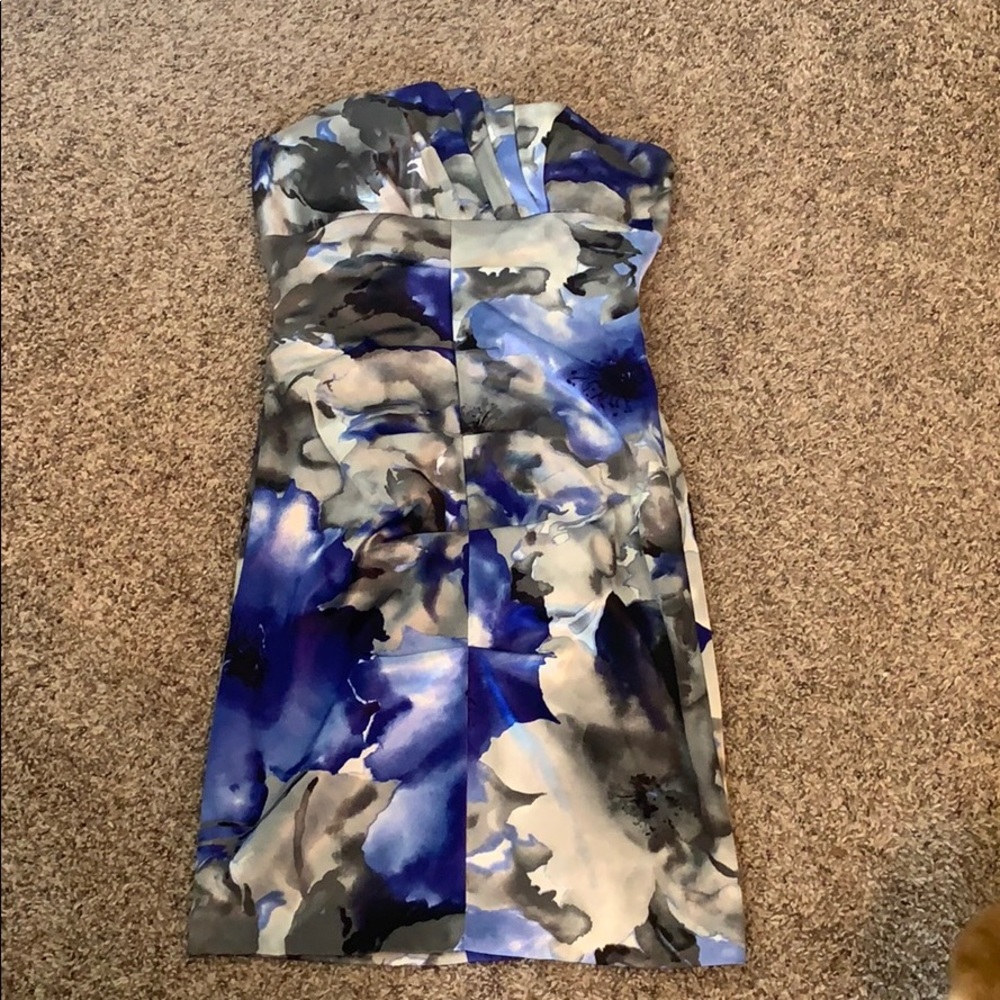 Cute, blue black and grey body con mini dress.